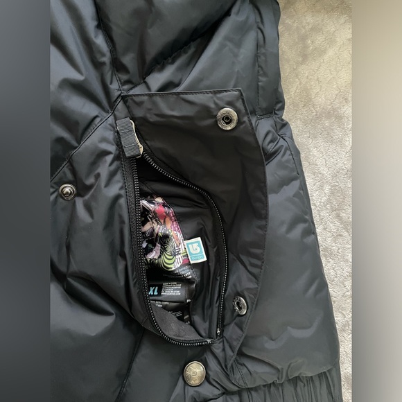 BURTON REVERSIBLE Snowboard Jacket NWOT - Picture 8 of 11